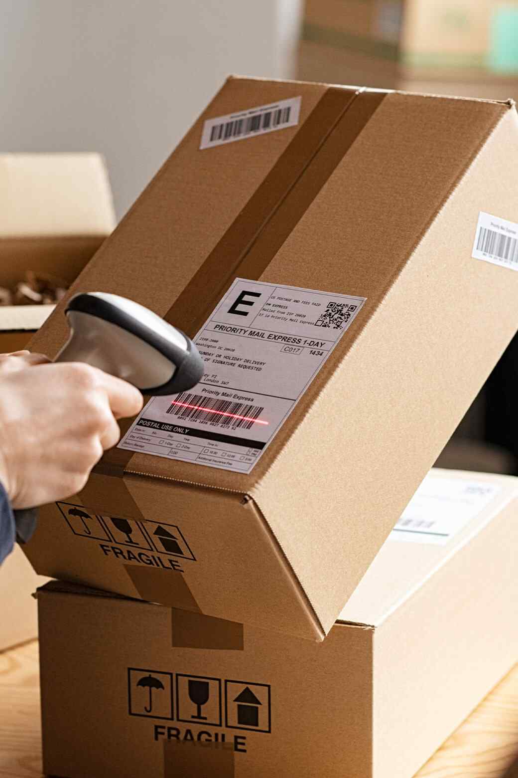 https://freightpioneer.com/wp-content/uploads/2025/03/card_03_home_04.jpg